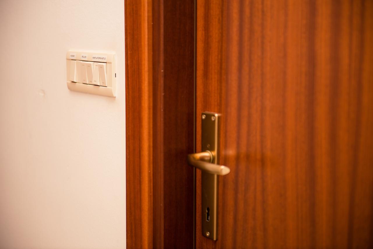 Studio Jere Near Sea Apartment Split Ngoại thất bức ảnh